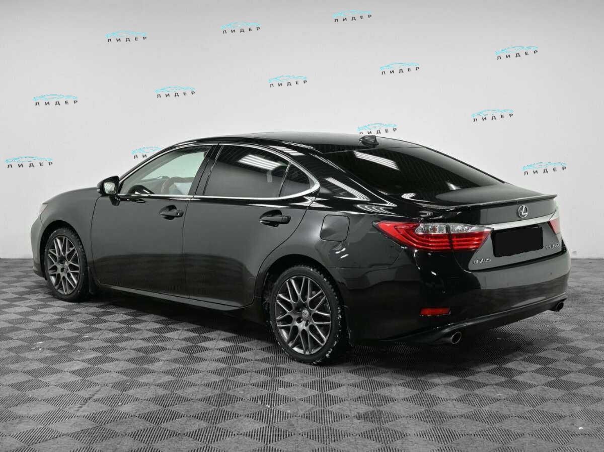 Б/У Лексус ЕС 2012 года. Фото: #3