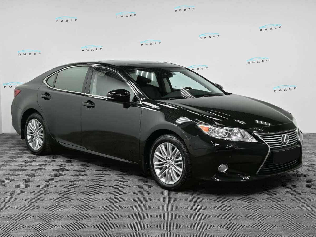 Б/У Лексус ЕС 2013 года. Фото: #2