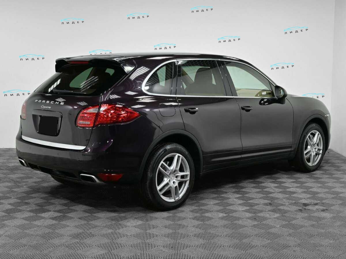 Б/У Порш Кайен 2010 года. Фото: #1