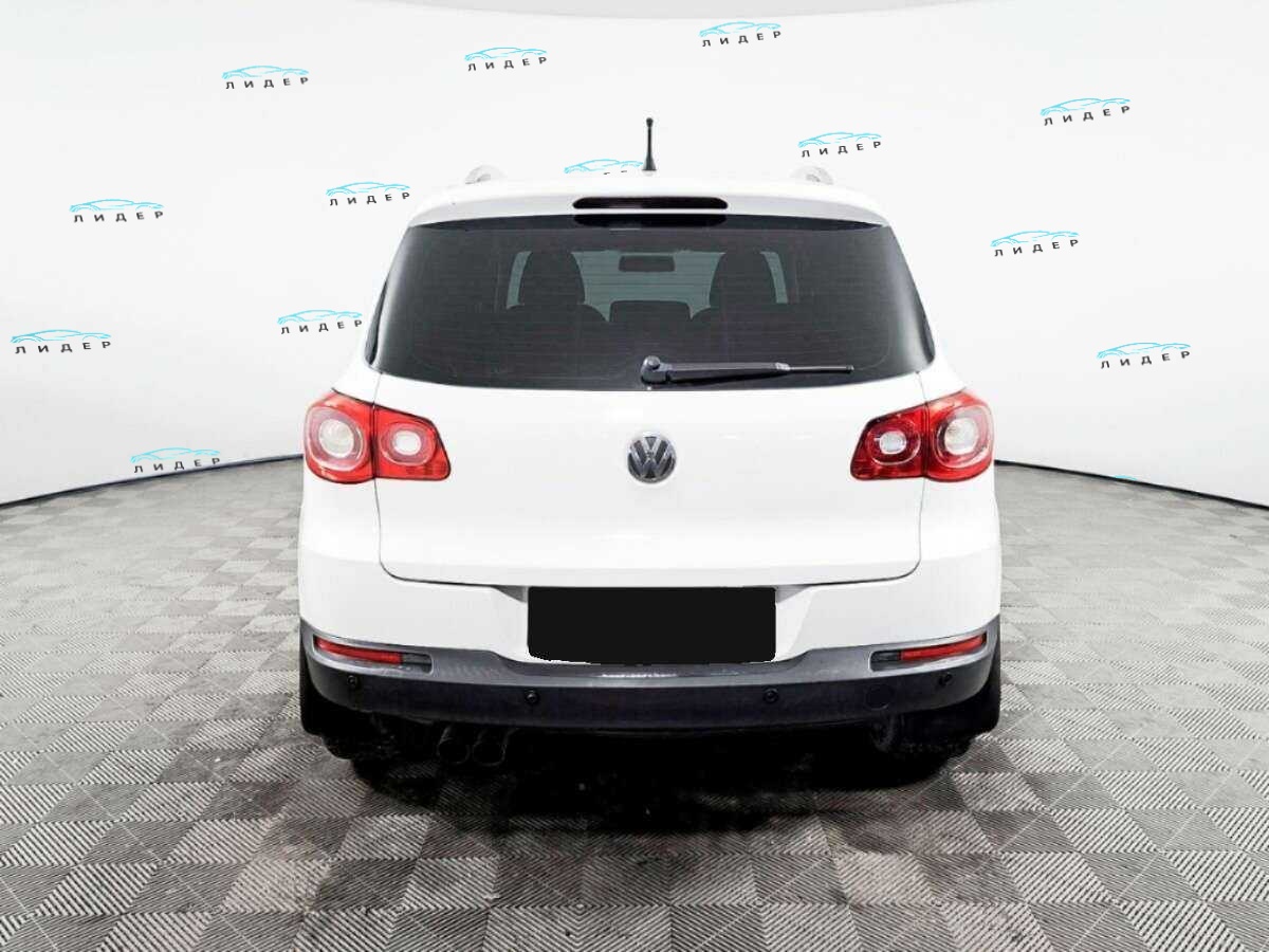 Б/У Фольксваген Тигуан 2010 года. Фото: #5