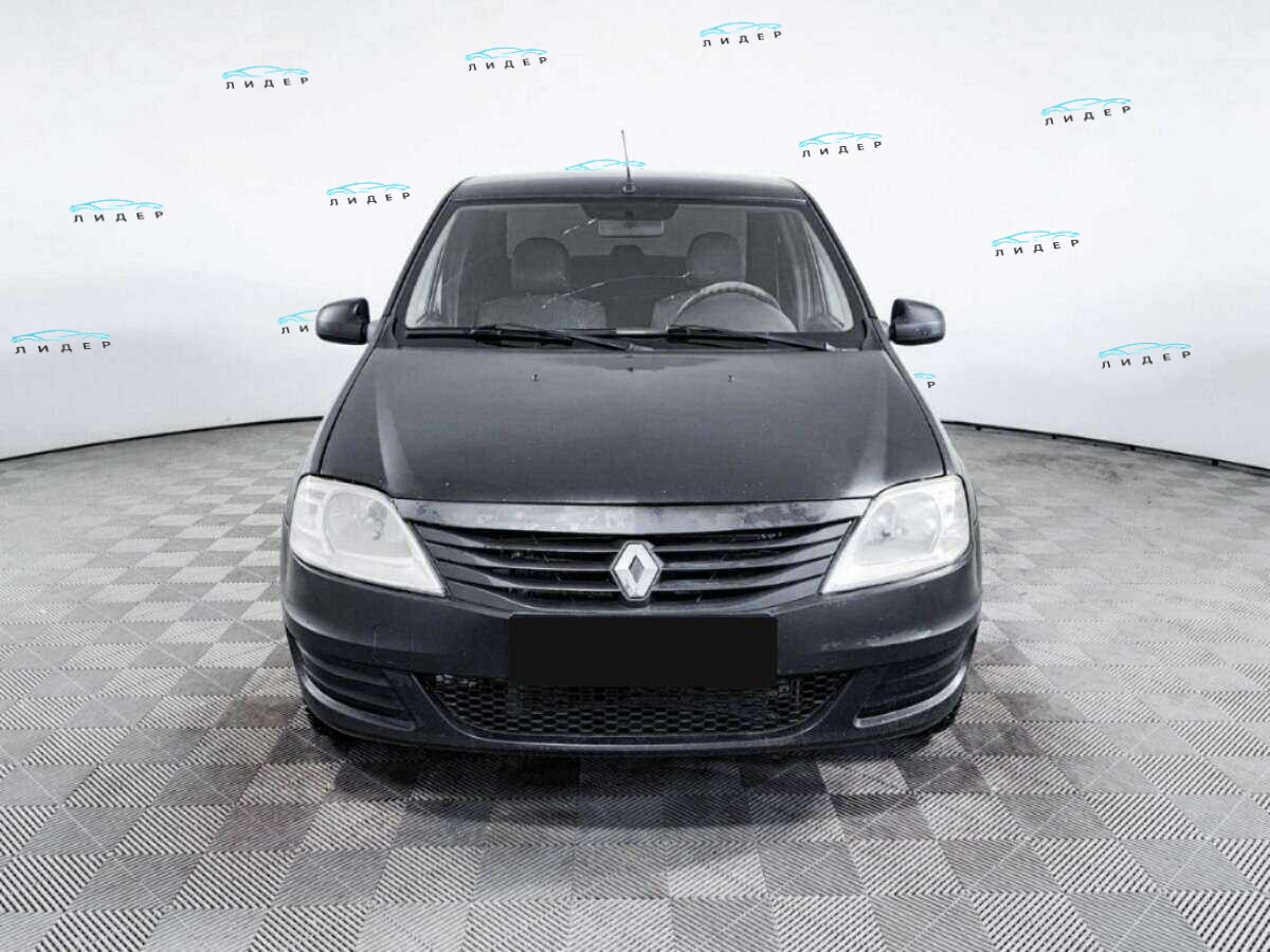 Б/У Рено Логан 2011 года. Фото: #1