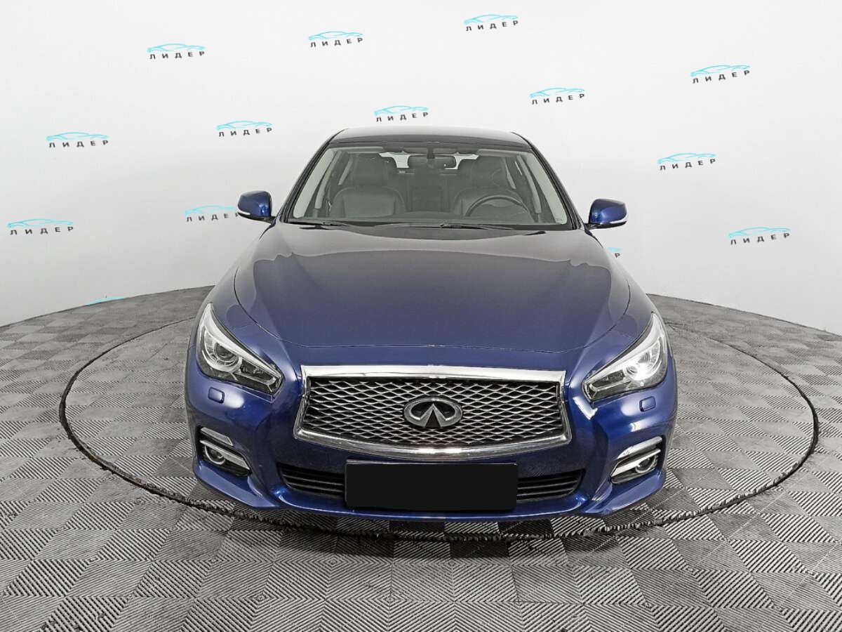 Б/У Инфинити К50 2017 года. Фото: #1