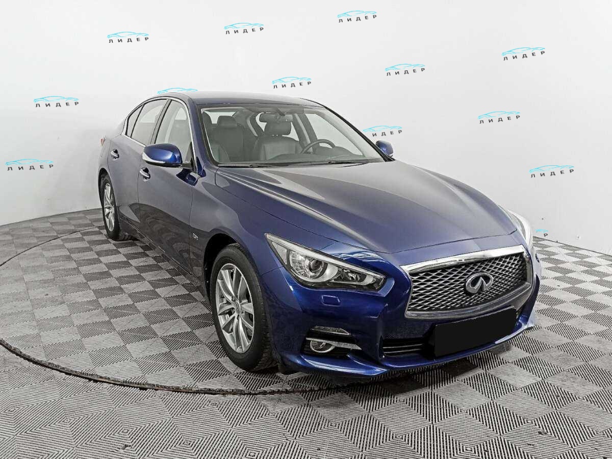 Б/У Инфинити К50 2017 года. Фото: #2