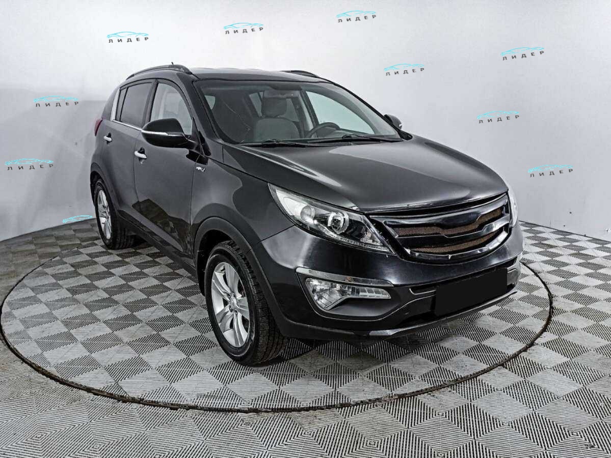 Б/У Киа Спортейдж 2011 года. Фото: #2