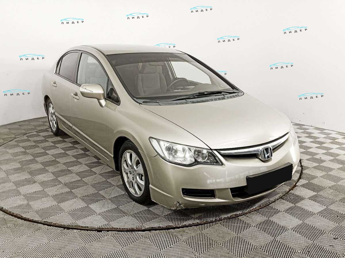 Б/У Хонда Цивик 2007 года. Фото: #2