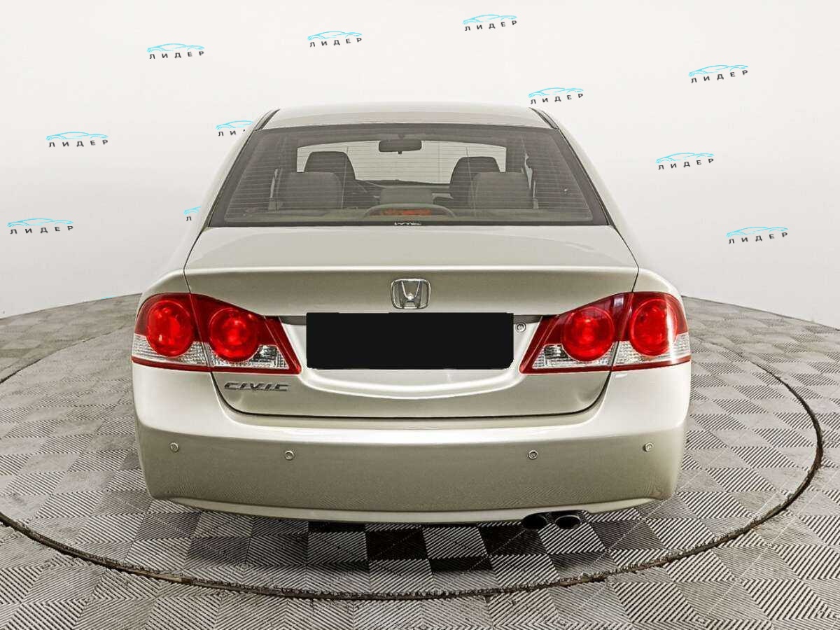 Б/У Хонда Цивик 2007 года. Фото: #5