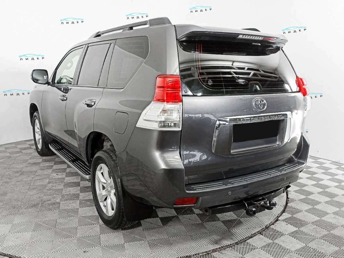 Б/У Тойота Лэнд Крузер Прадо 2012 года. Фото: #5