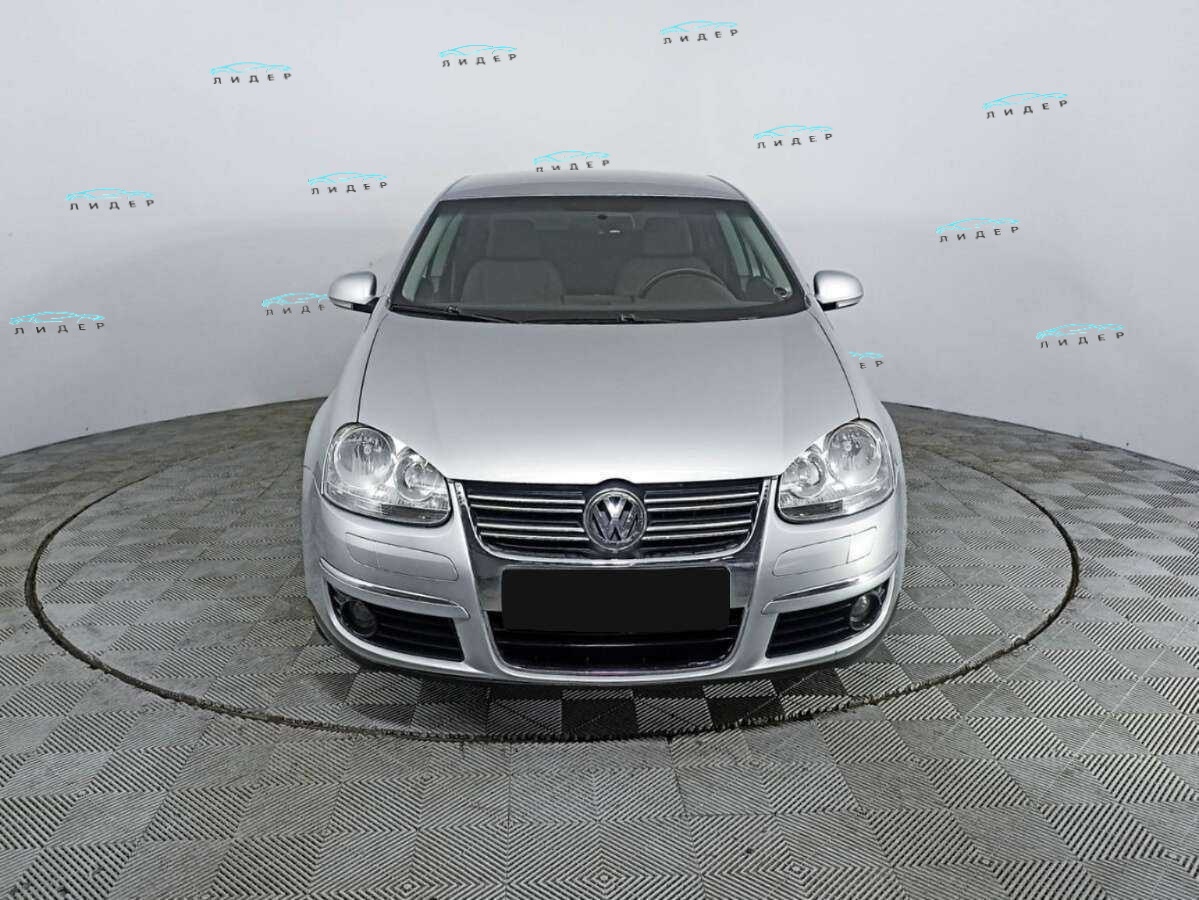 Б/У Фольксваген Джетта 2009 года. Фото: #1