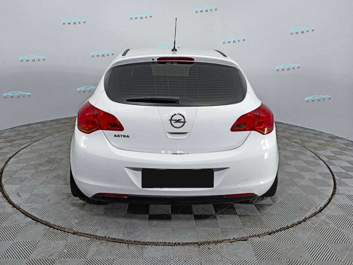 Б/У Опель Астра 2011 года. Фото: #5