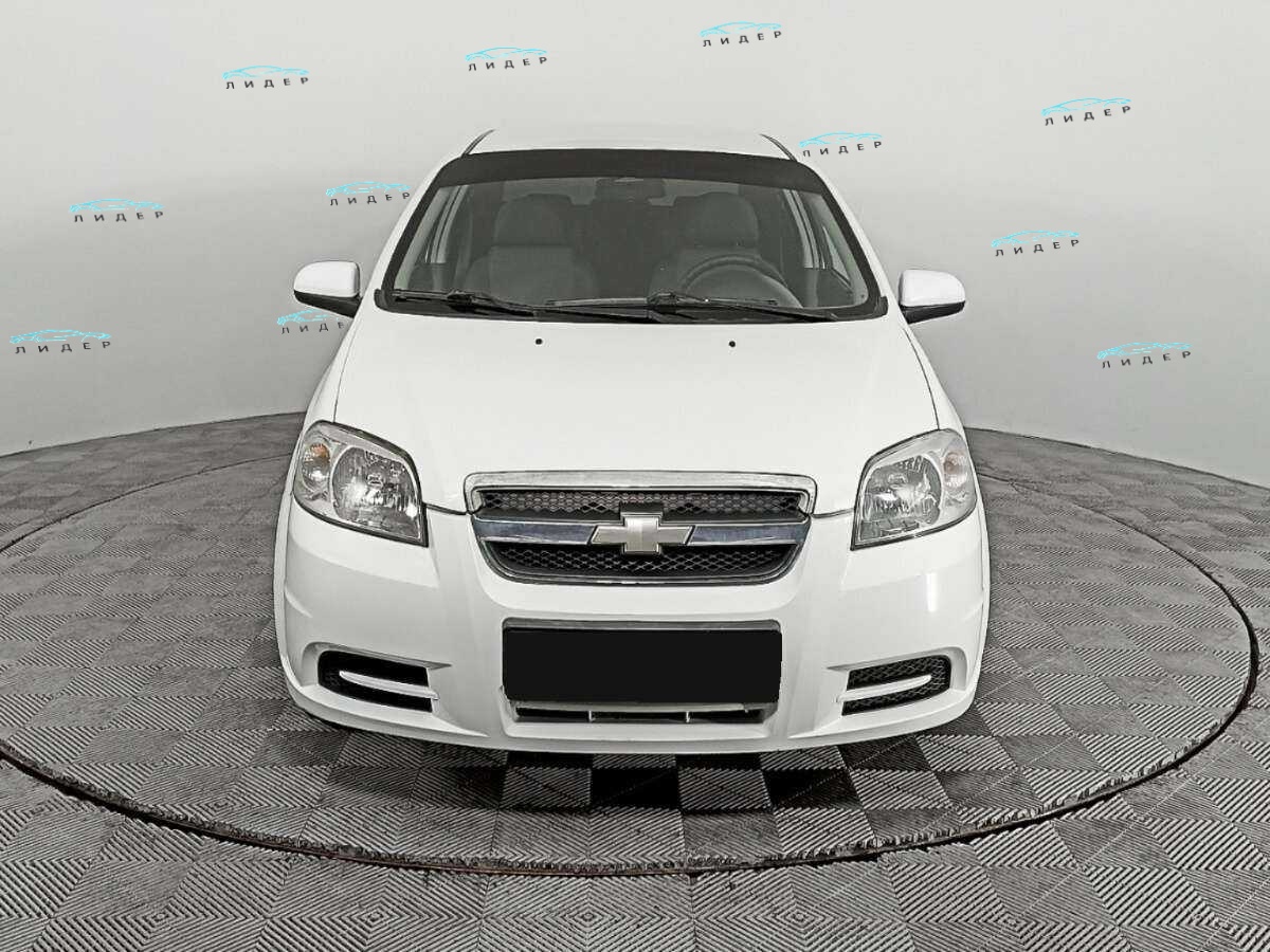 Б/У Шевроле Авео 2011 года. Фото: #1