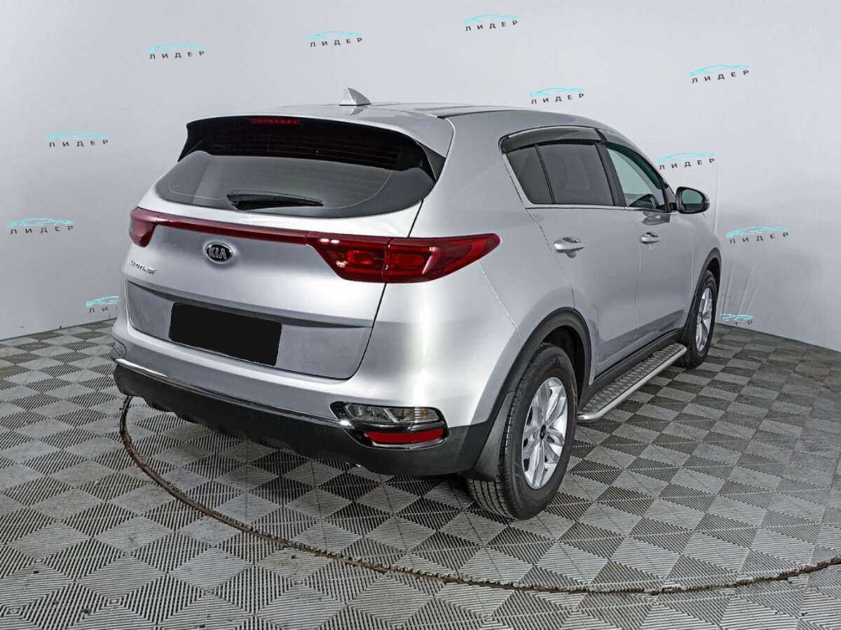 Б/У Киа Спортейдж 2021 года. Фото: #3