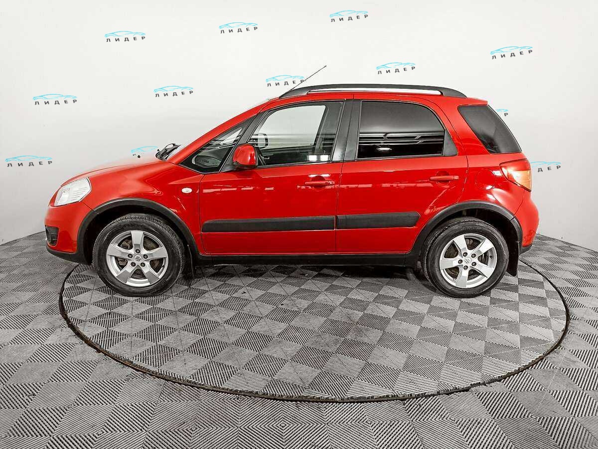 Б/У Сузуки С-Икс4 2011 года. Фото: #6