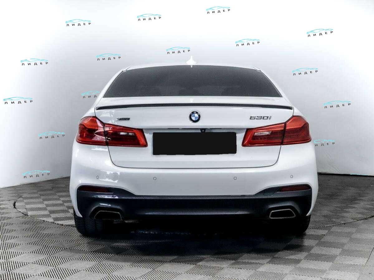Б/У БМВ 5 серии 2019 года. Фото: #4