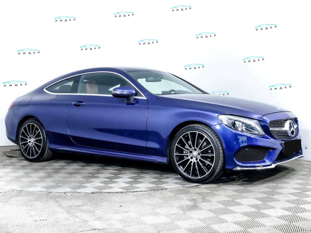 Б/У Мерседес-Бенц Ц-Класс 2016 года. Фото: #2