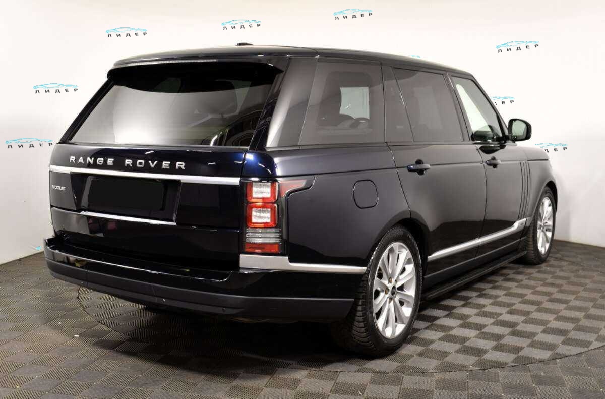 Б/У Лэнд Ровер Рэнж Ровер 2015 года. Фото: #3