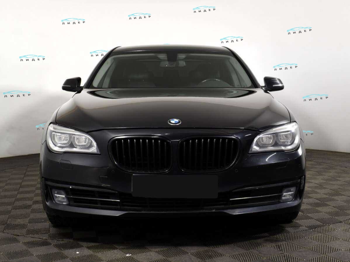 Б/У БМВ 7 серии 2014 года. Фото: #1