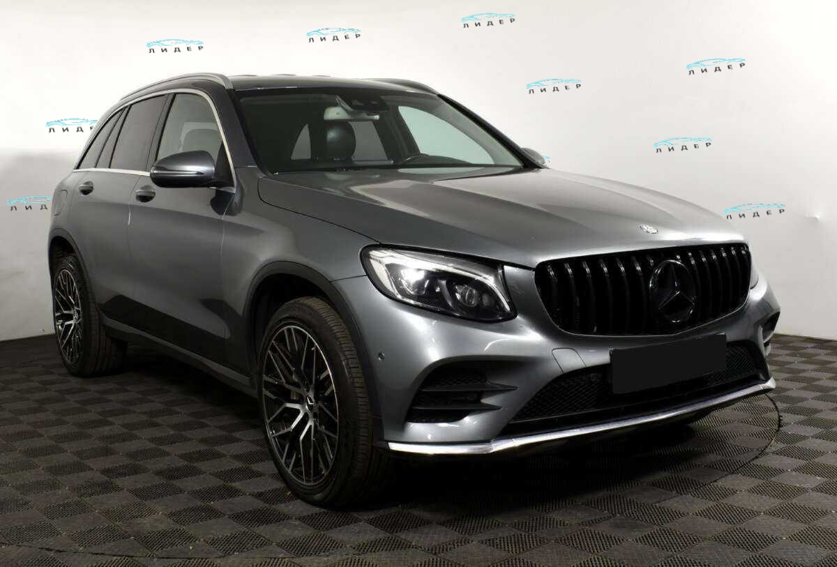 Б/У Мерседес-Бенц ГЛЦ 2015 года. Фото: #2