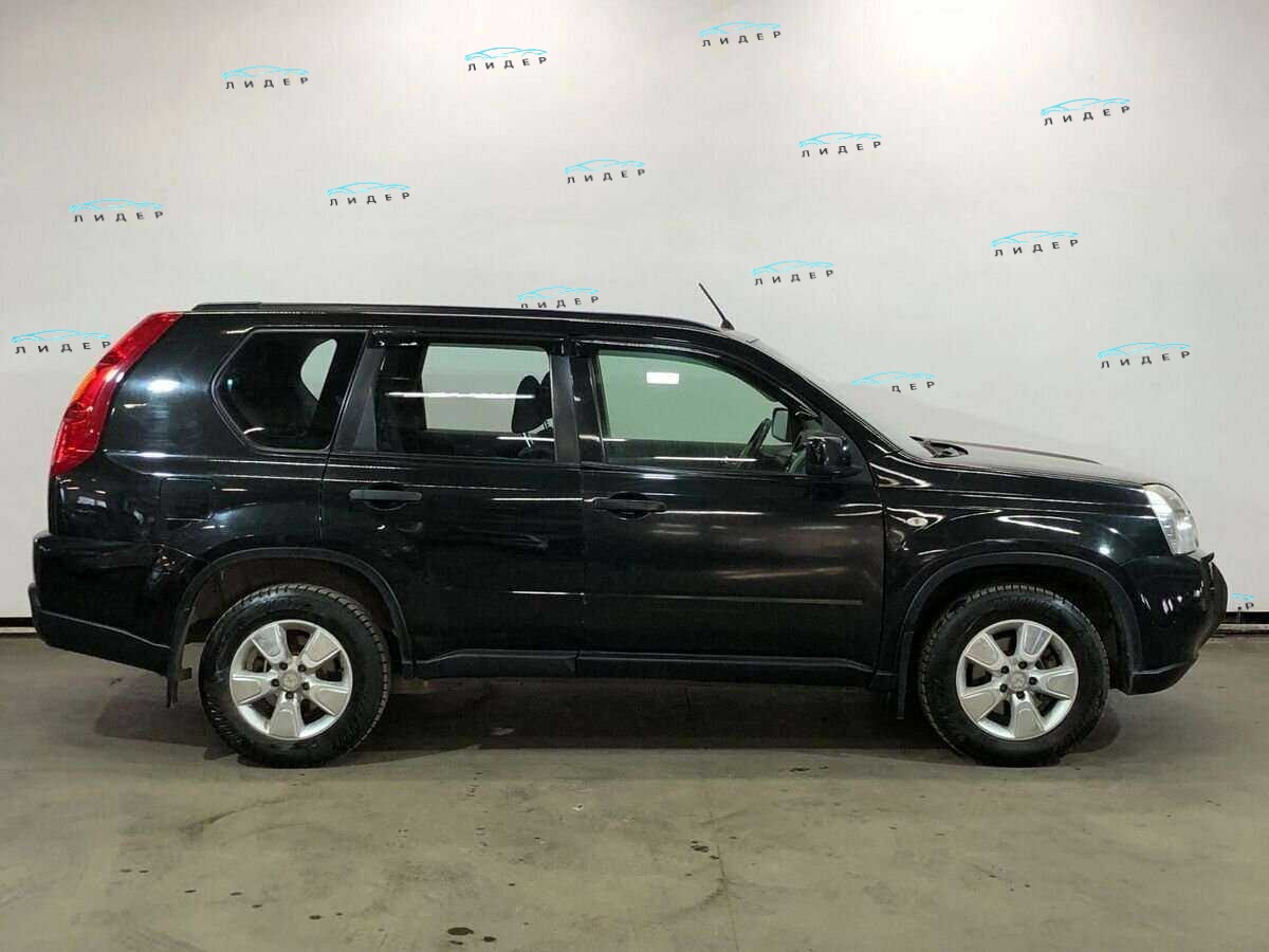 Б/У Ниссан Икс-Трейл 2008 года. Фото: #3