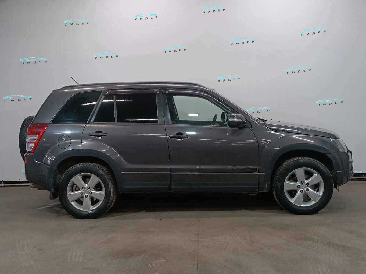 Б/У Сузуки Гранд Витара 2008 года. Фото: #3