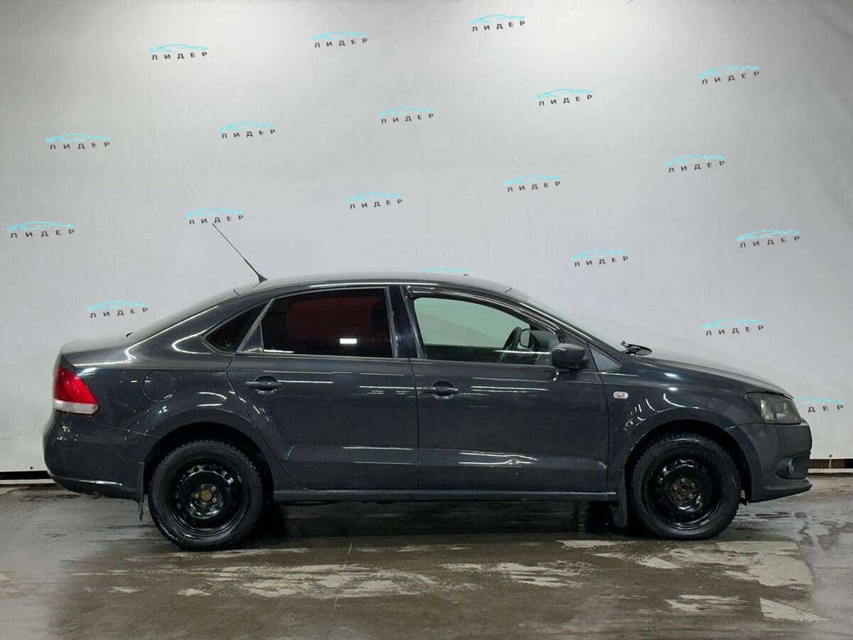 Б/У Фольксваген Поло 2011 года. Фото: #3