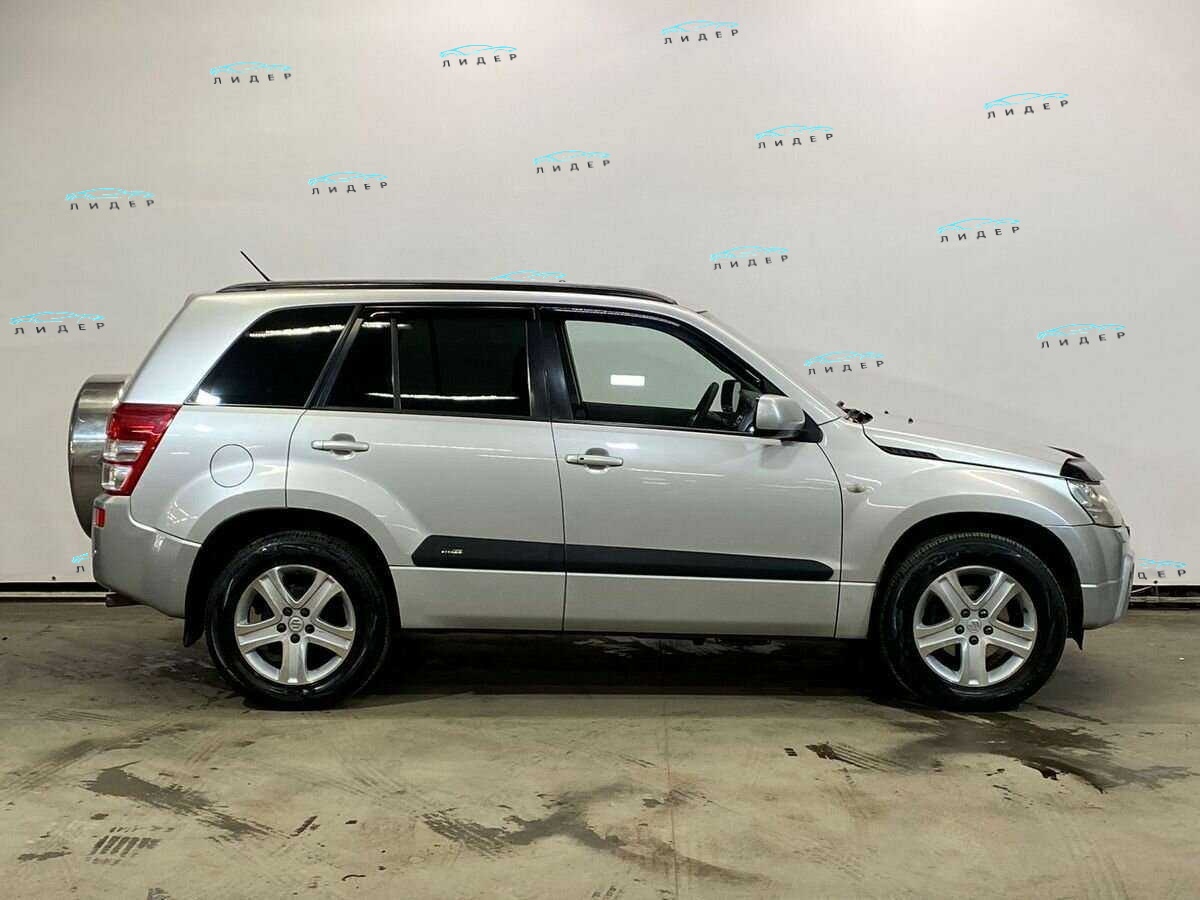 Б/У Сузуки Гранд Витара 2006 года. Фото: #4