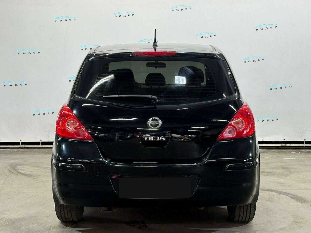 Б/У Ниссан Тиида 2010 года. Фото: #5