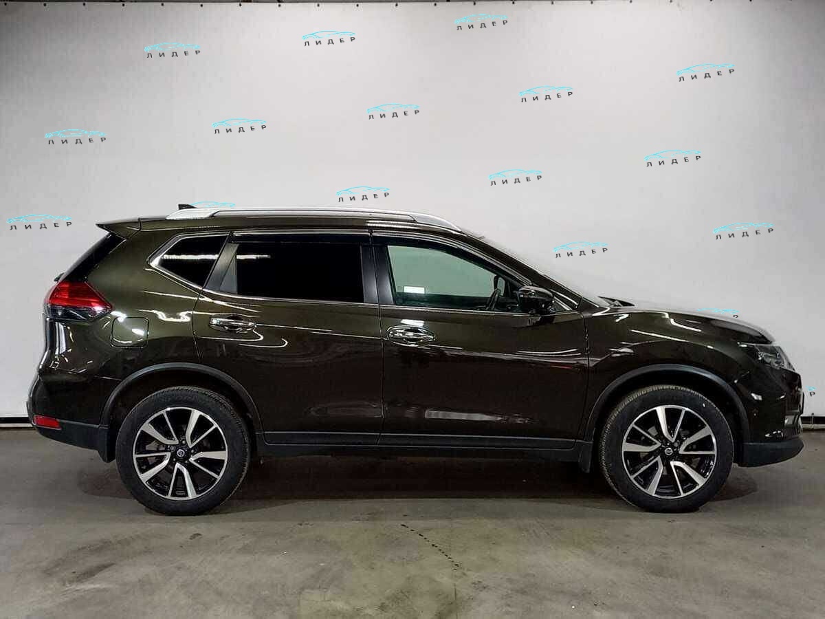 Б/У Ниссан Икс-Трейл 2021 года. Фото: #3