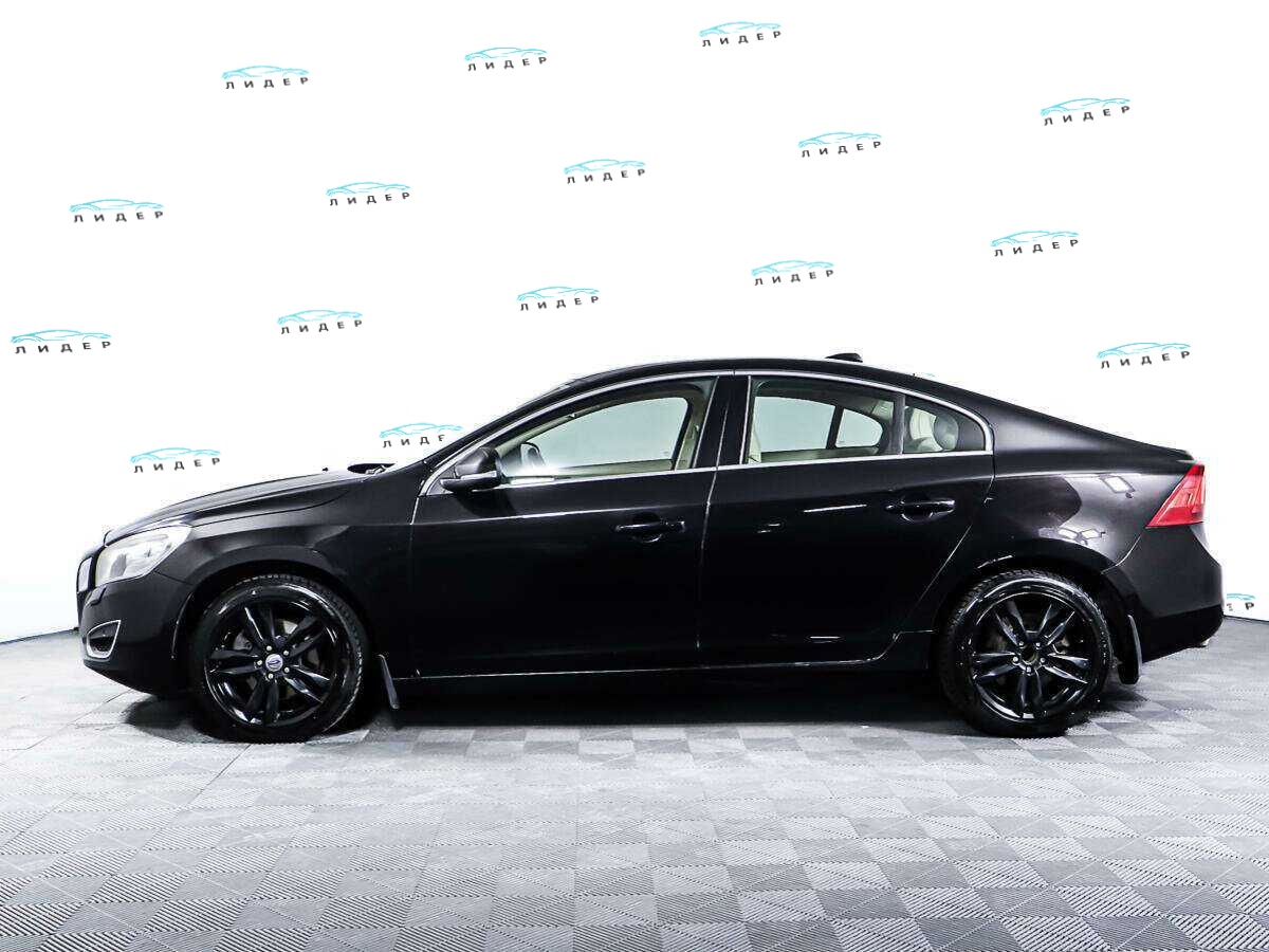 Б/У Вольво С60 2011 года. Фото: #7