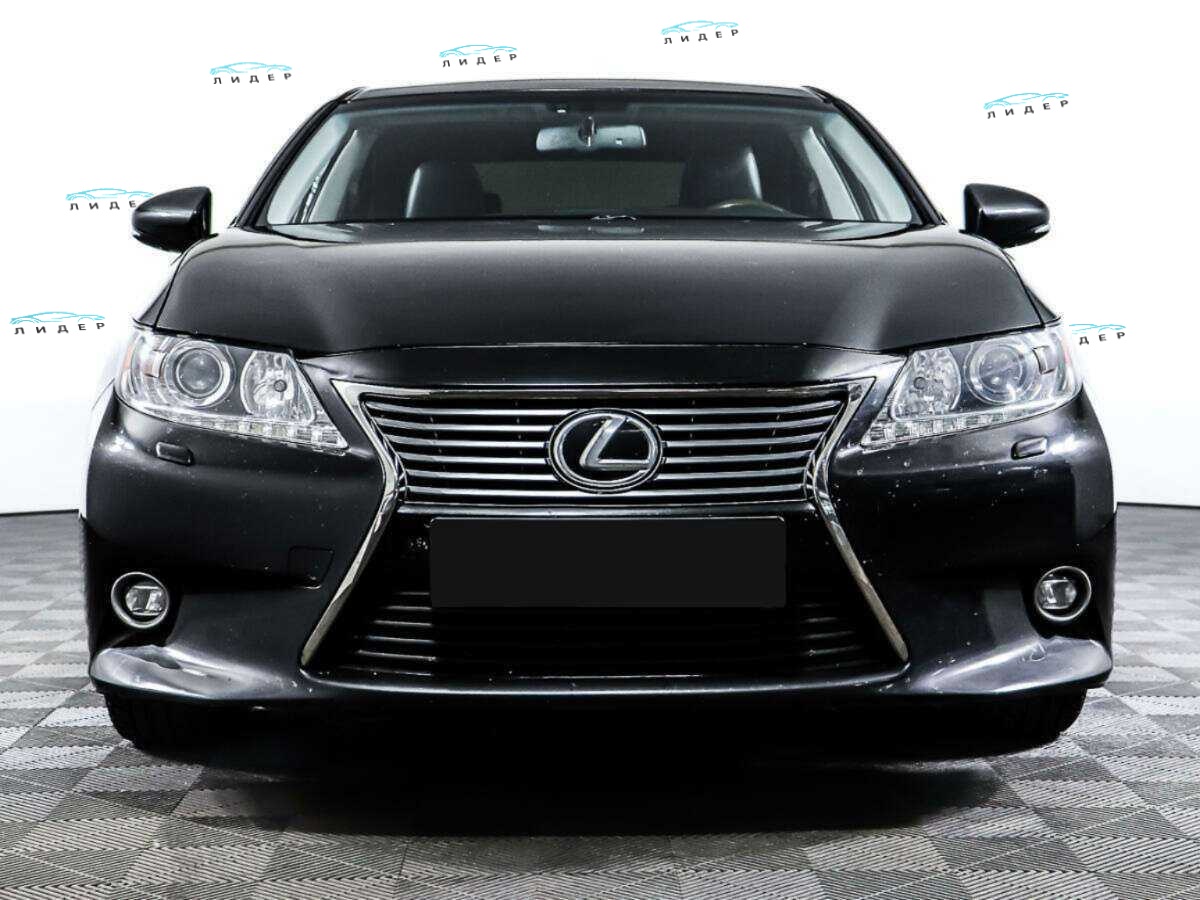 Б/У Лексус ЕС 2014 года. Фото: #1