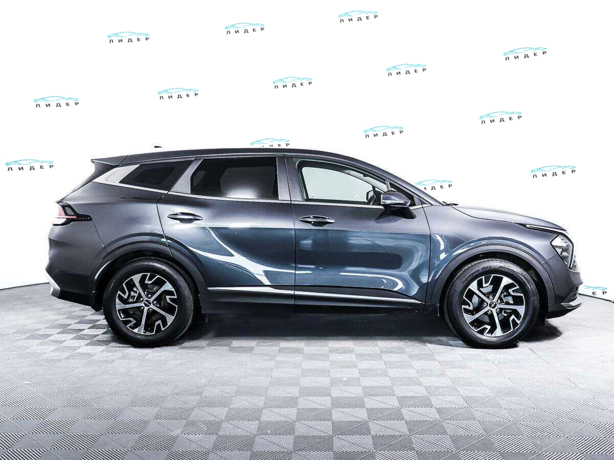 Б/У Киа Спортейдж 2022 года. Фото: #3