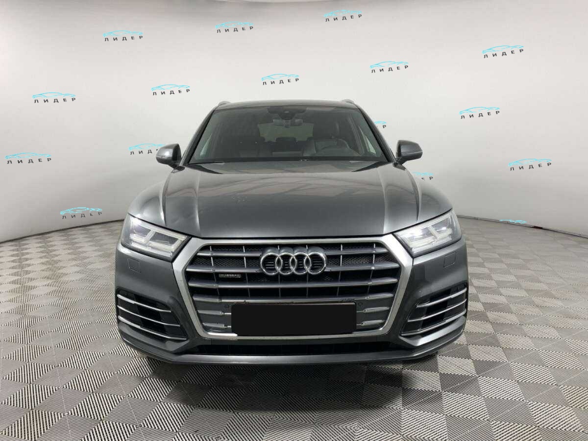 Б/У Ауди К5 2017 года. Фото: #1