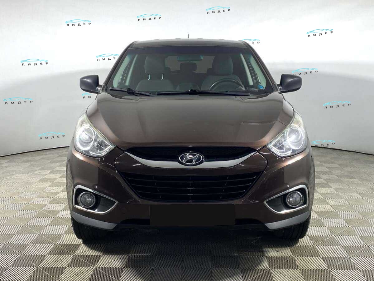 Б/У Хендай ай-икс35 2010 года. Фото: #1