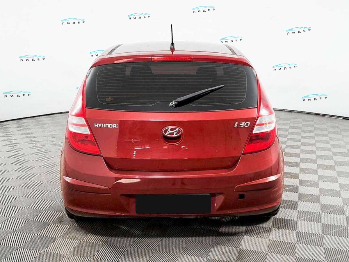 Б/У Хендай ай30 2009 года. Фото: #5