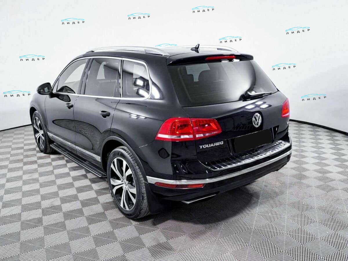 Б/У Фольксваген Туарег 2015 года. Фото: #5