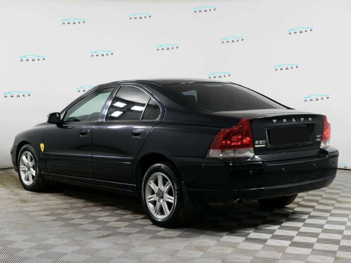 Б/У Вольво С60 2008 года. Фото: #5