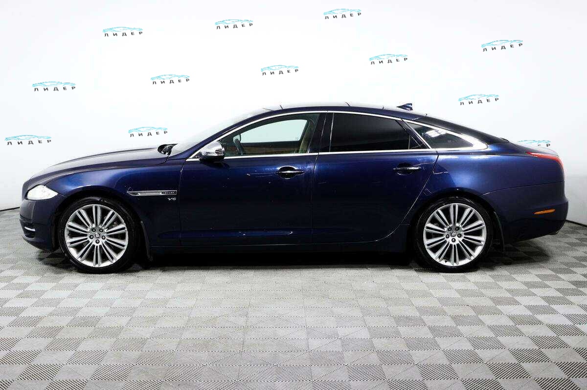 Б/У Ягуар ИксДжи 2013 года. Фото: #7