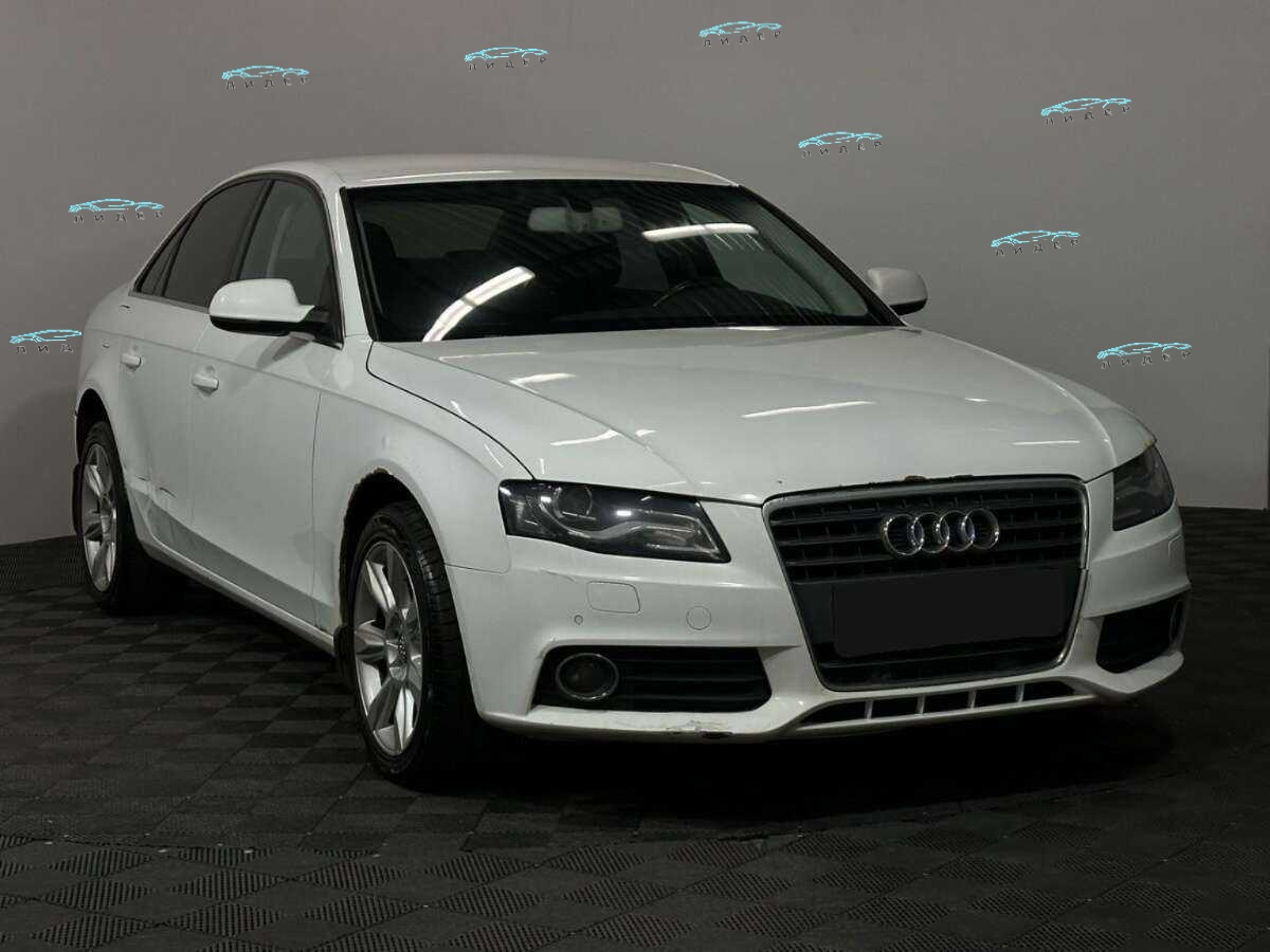 Б/У Ауди А4 2011 года. Фото: #2