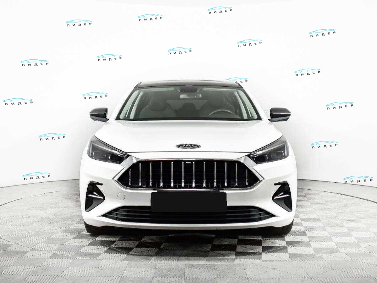 Б/У Джак Джи7 2021 года. Фото: #1