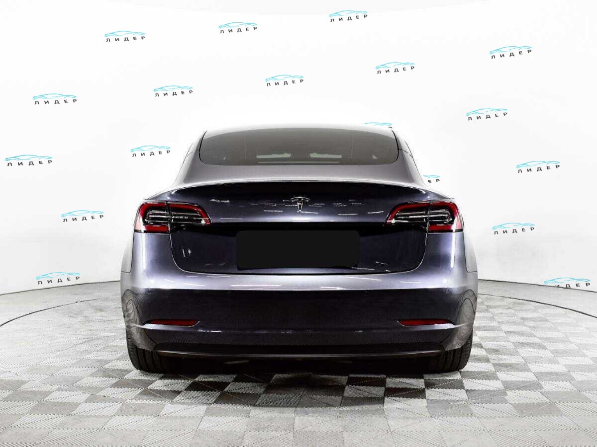 Б/У Тесла Модел 3 2021 года. Фото: #5