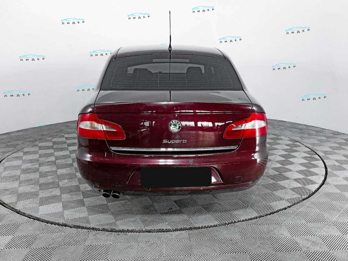 Б/У Шкода Суперб 2009 года. Фото: #5