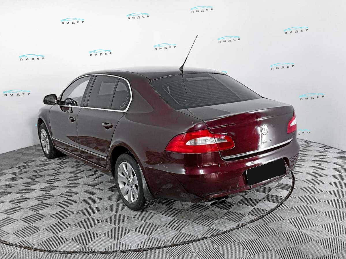 Б/У Шкода Суперб 2009 года. Фото: #6