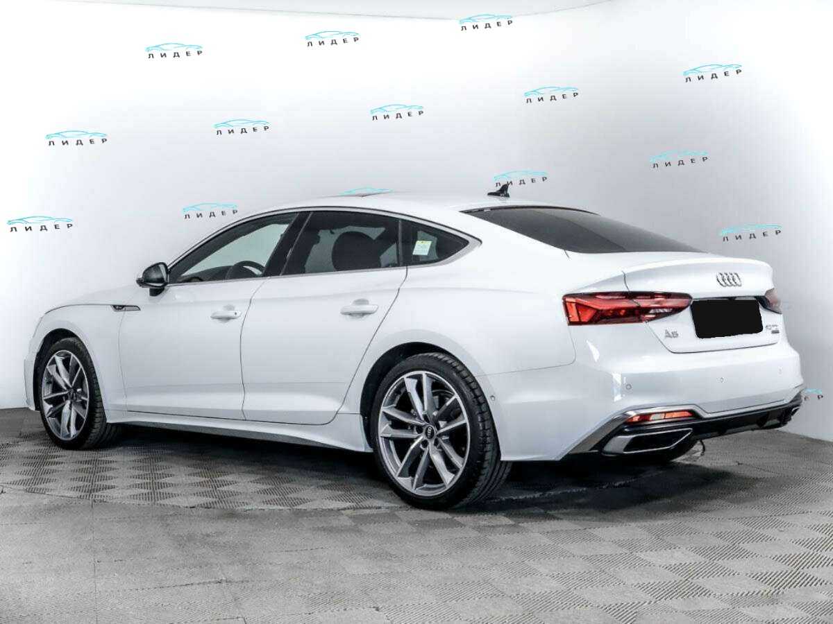 Б/У Ауди А5 2022 года. Фото: #5