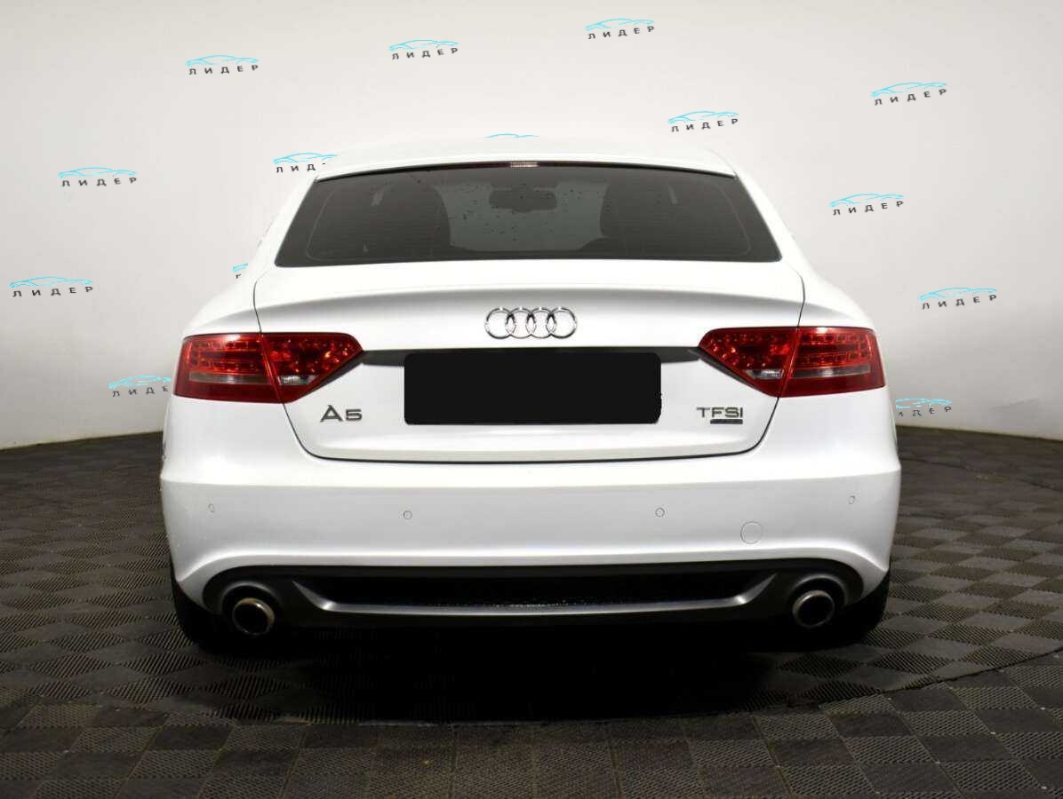 Б/У Ауди А5 2011 года. Фото: #4