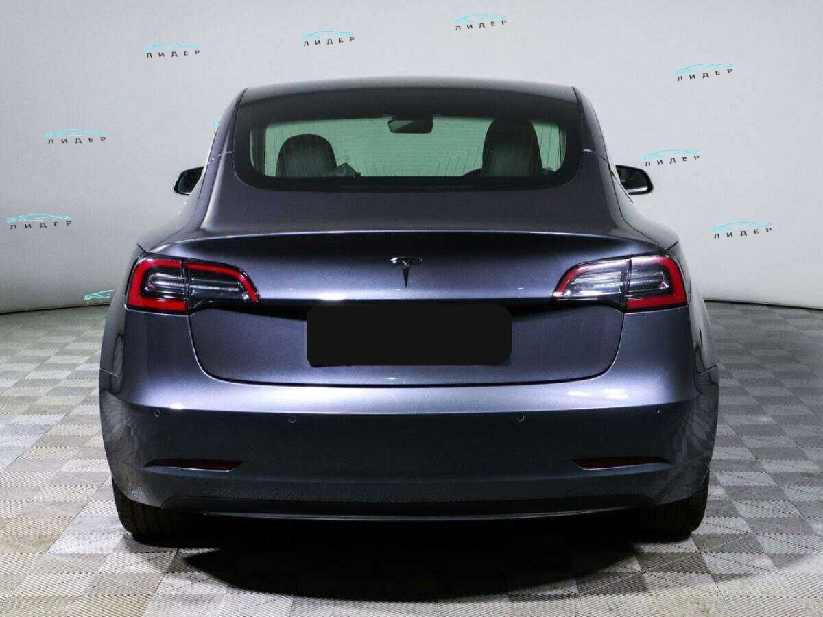 Б/У Тесла Модел 3 2020 года. Фото: #4