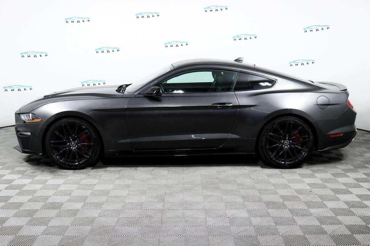 Б/У Форд Мустанг 2020 года. Фото: #7