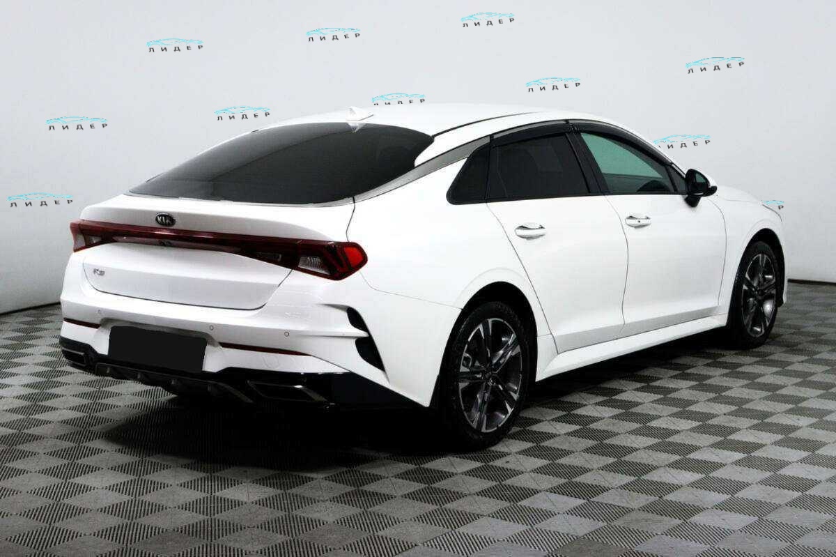 Б/У Киа К5 2021 года. Фото: #4