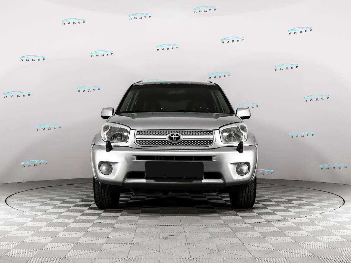 Б/У Тойота Рав4 2005 года. Фото: #1