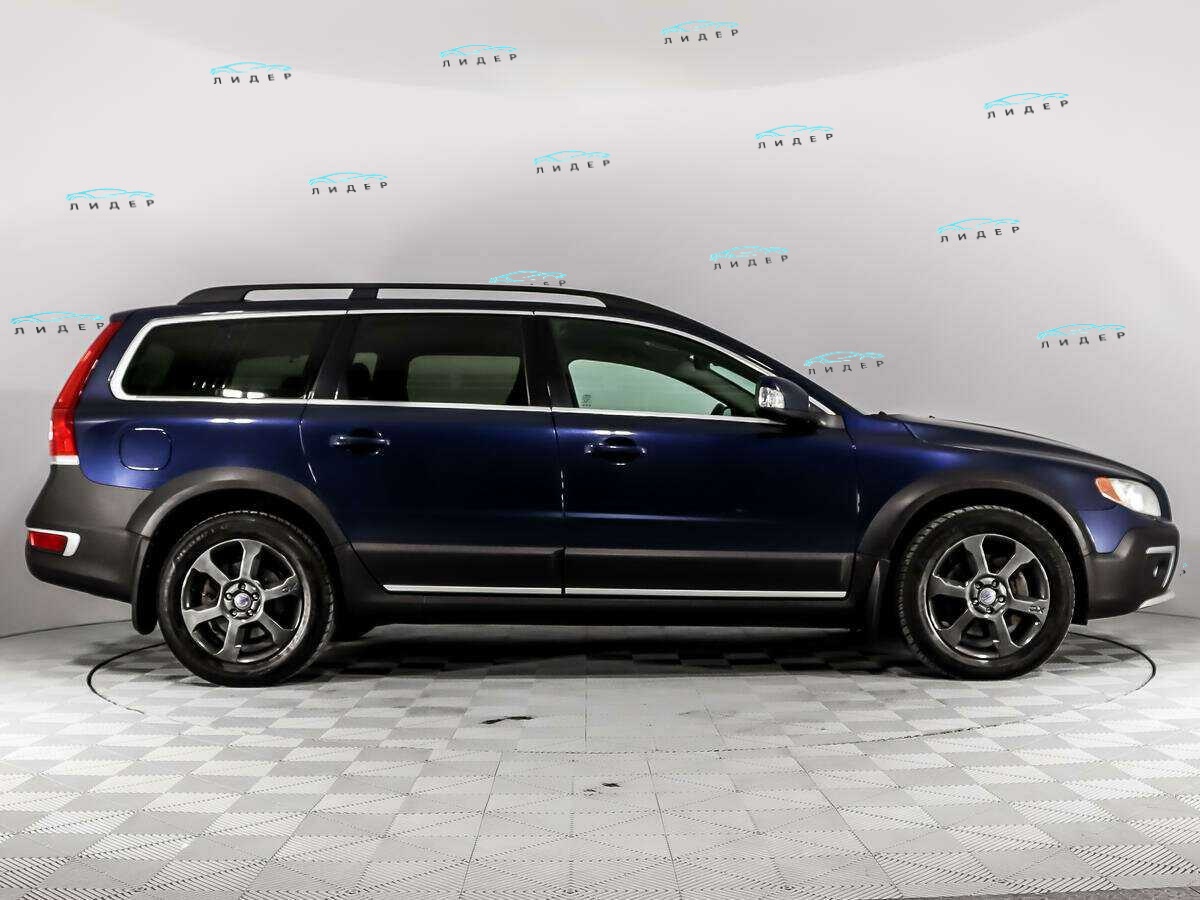 Б/У Вольво ИксЦ70 2013 года. Фото: #3