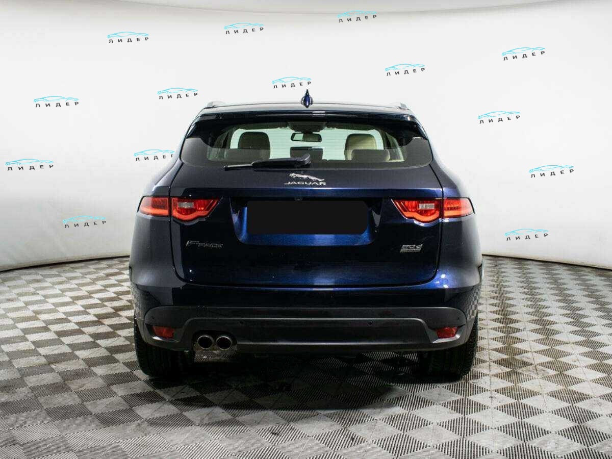 Б/У Ягуар Ф-Пэйс 2017 года. Фото: #4
