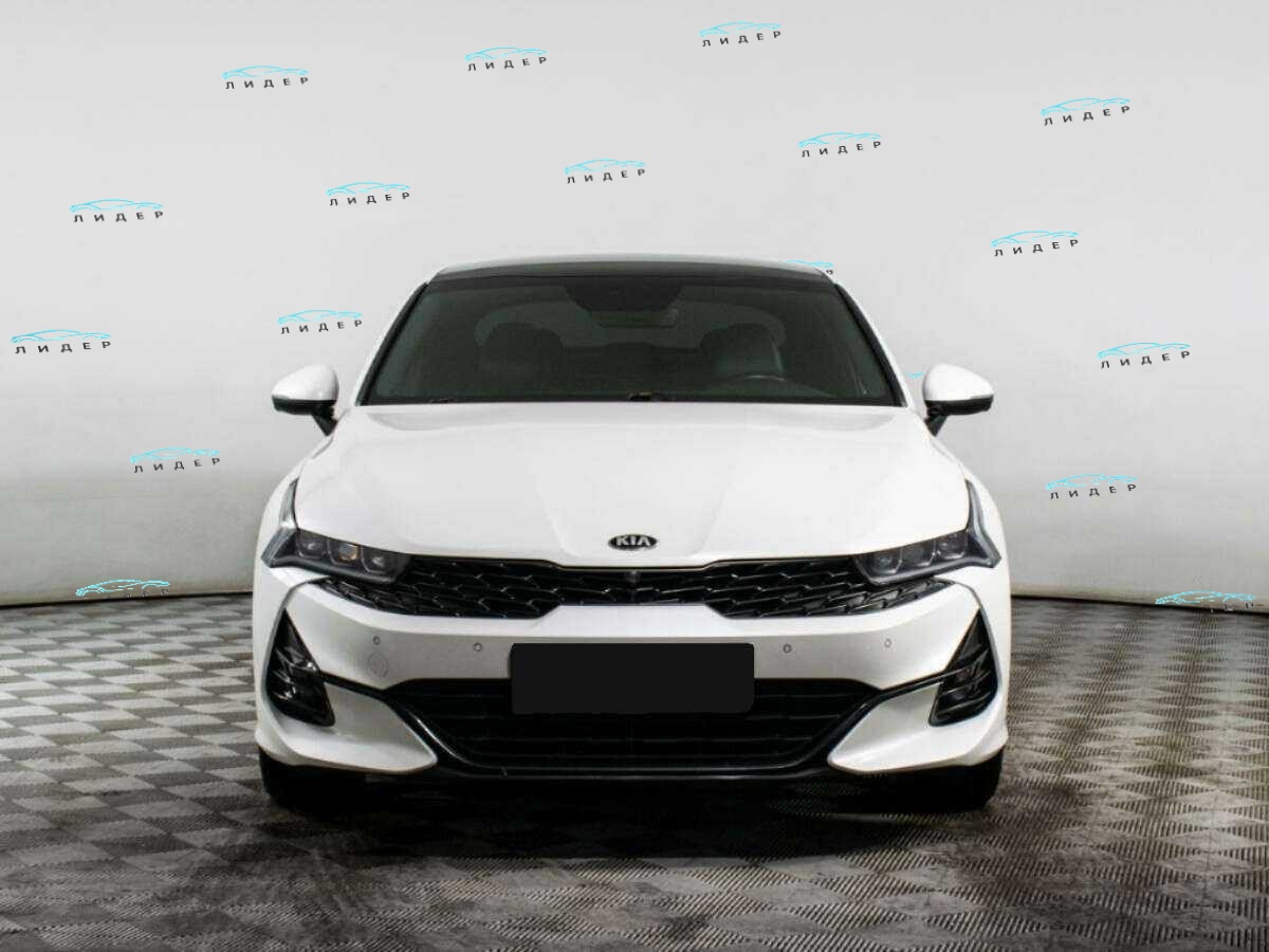 Б/У Киа К5 2021 года. Фото: #1